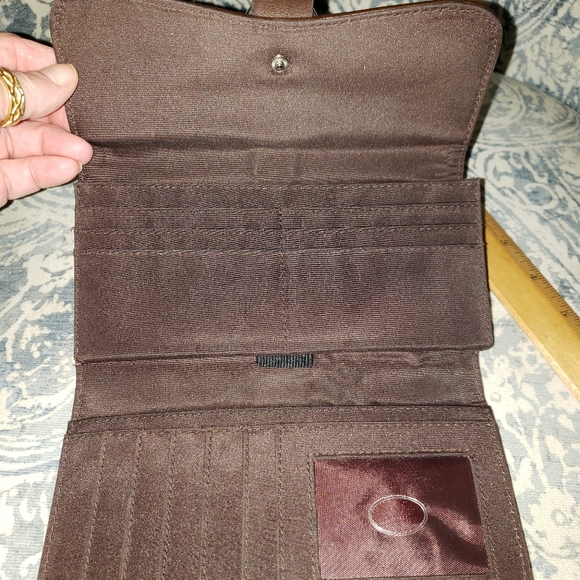 ❤️SOLD!❤️Wallet Liz & Co brown - Picture 5 of 6